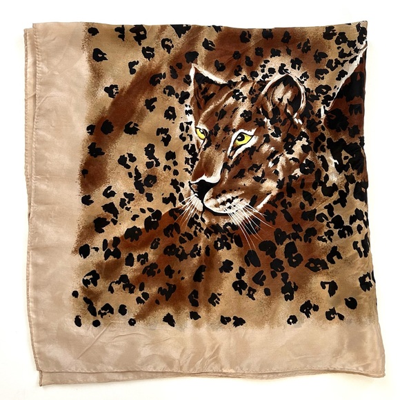 Leopard Cat Print Scarf Beige Brown 31”x31” - Picture 3 of 6